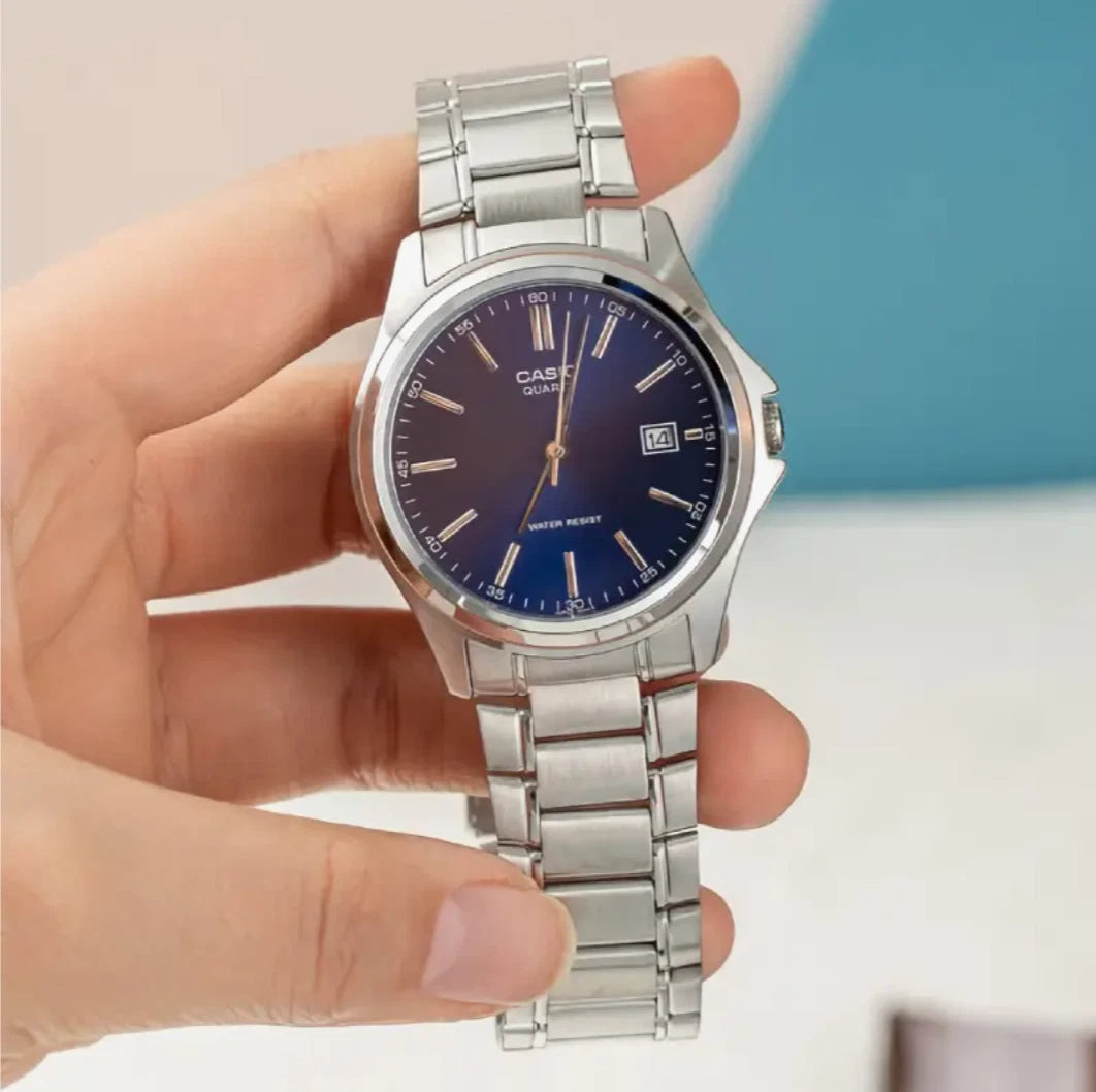 Casio MTP-1183A-2A Men’s Stainless Steel Watch, Blue Dial & Date