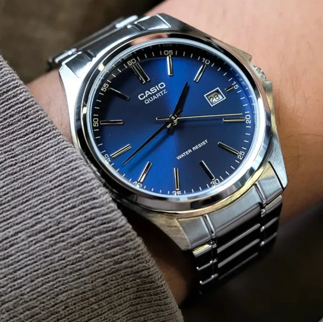 Casio MTP-1183A-2A Men’s Stainless Steel Watch, Blue Dial & Date